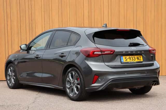 Ford Focus (2023) thumbnail 4