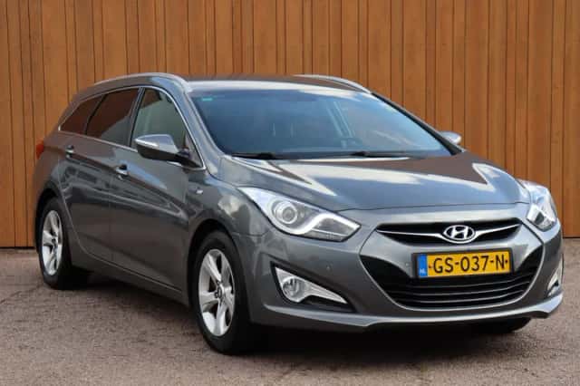 Hyundai i40 (2015) thumbnail 2