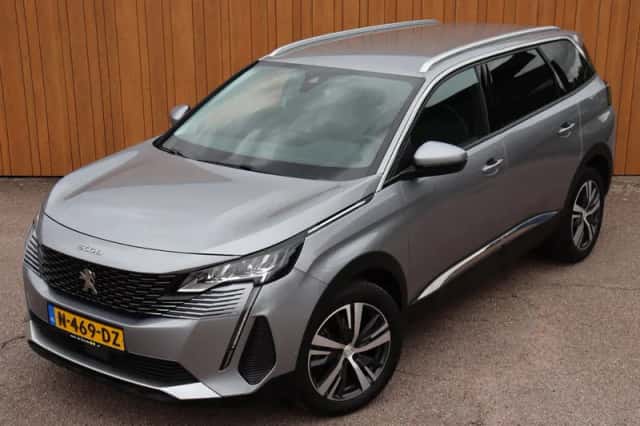 Peugeot 5008 (2021) thumbnail 6