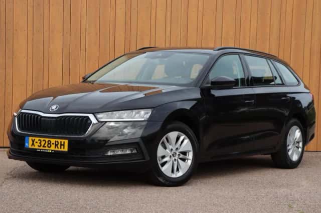 Škoda Octavia (2024) thumbnail 1