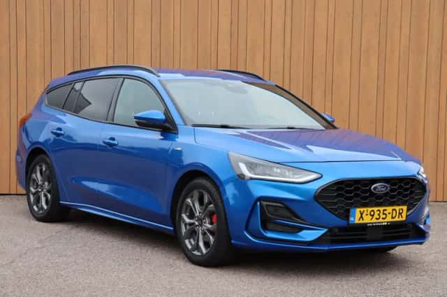 Ford Focus (2023) thumbnail 2