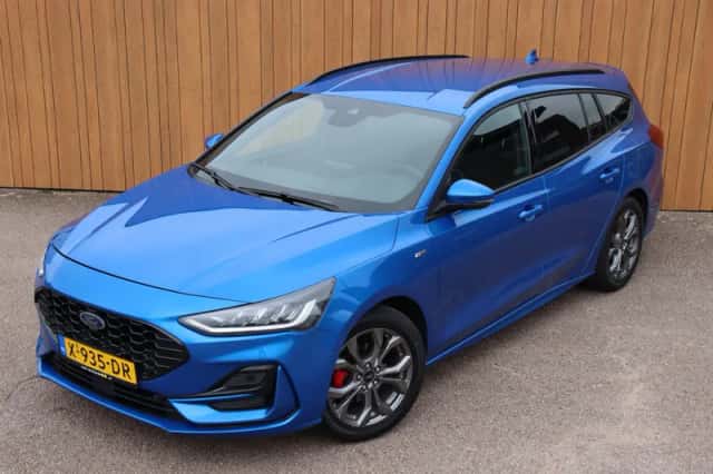 Ford Focus (2023) thumbnail 6