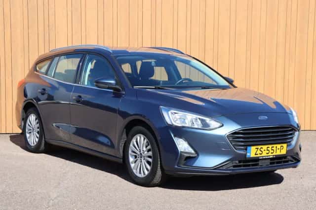 Ford Focus (2019) thumbnail 2