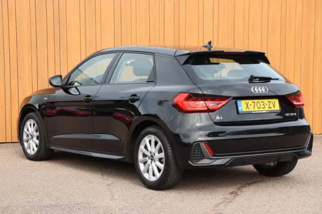 Audi A1 (2023) thumbnail 4