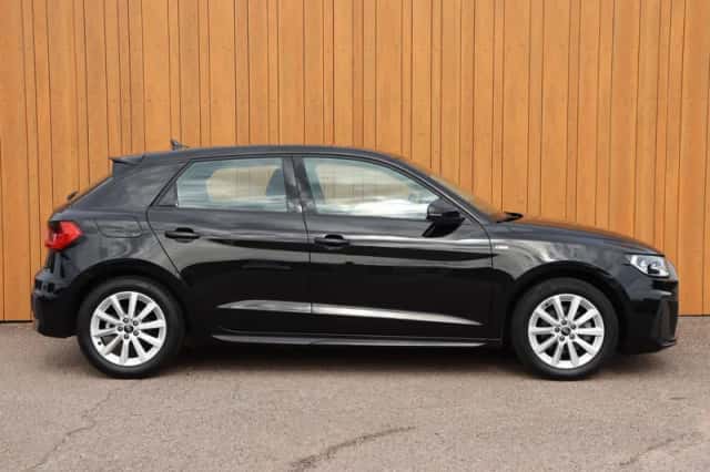 Audi A1 (2023) thumbnail 5