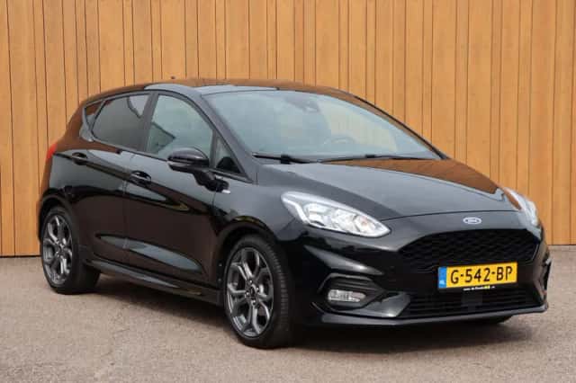 Ford Fiesta (2019) thumbnail 2