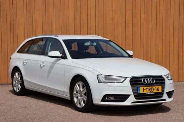Audi A4 (2014) thumbnail 2