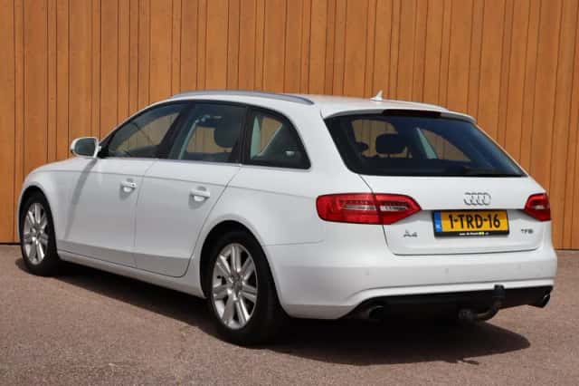 Audi A4 (2014) thumbnail 4