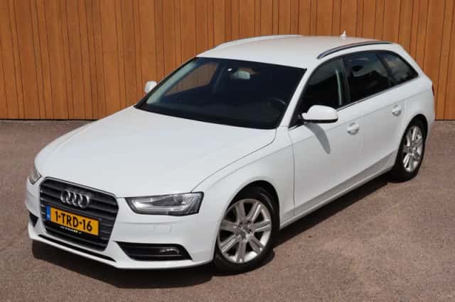 Audi A4 (2014) thumbnail 6
