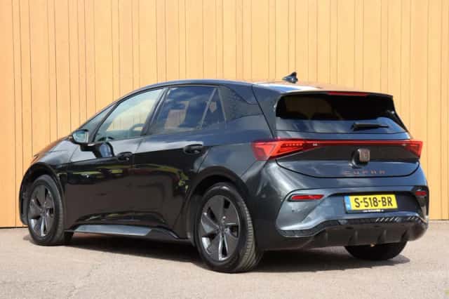 CUPRA Born (2022) thumbnail 4