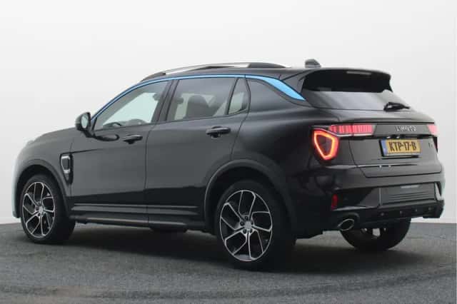 Lynk & Co 01 (2023) thumbnail 3