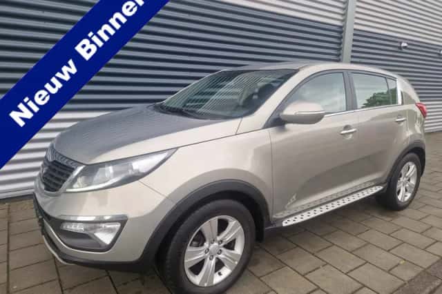 Kia Sportage (2013) thumbnail 1