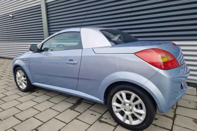 Opel Tigra (2005) thumbnail 4