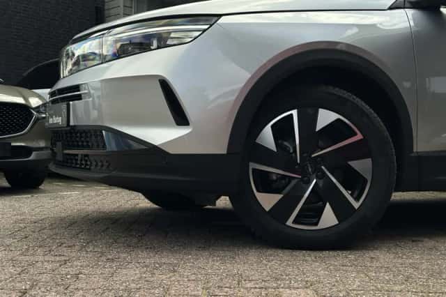 Opel Grandland (2025) thumbnail 4