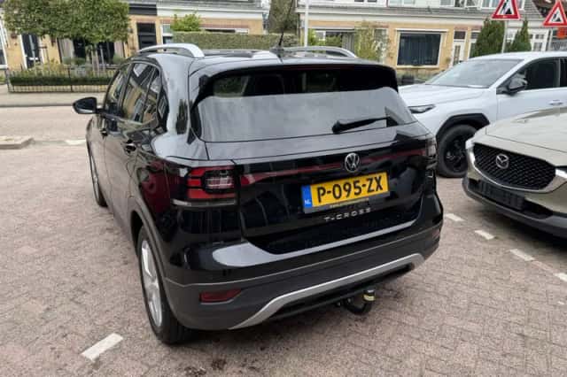 Volkswagen T-Cross (2021) thumbnail 3