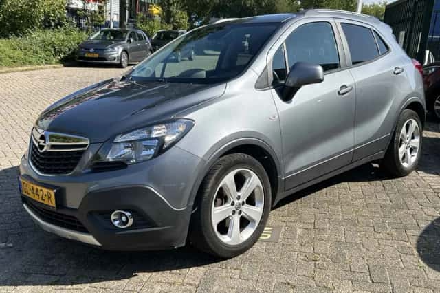 Opel Mokka (2015) thumbnail 2