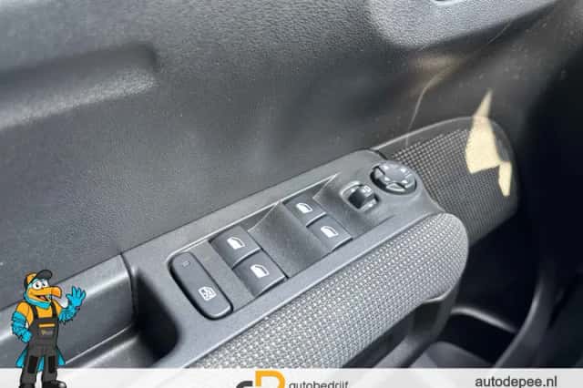 Citroën C3 Aircross (2018) thumbnail 4