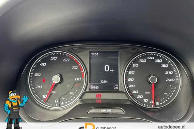 SEAT Ibiza (2018) thumbnail 6