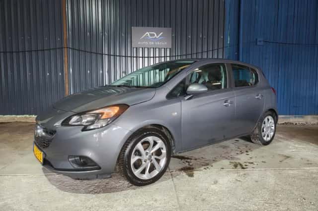 Opel Corsa (2015) thumbnail 3