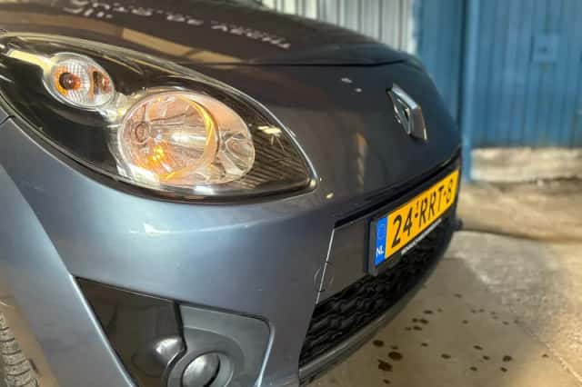 Renault Twingo (2011) thumbnail 2