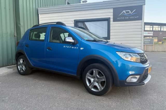 Dacia Sandero (2020) thumbnail 4