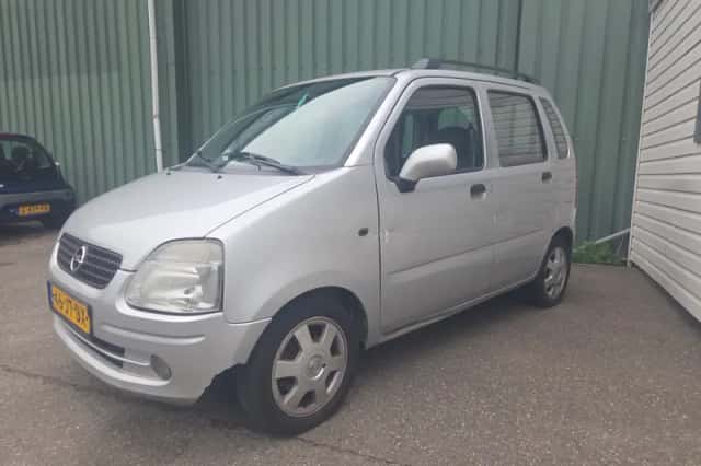 Opel Agila (2002) thumbnail 3
