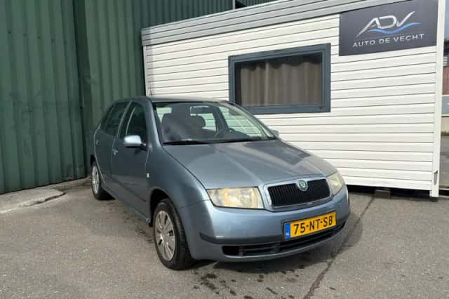 Škoda Fabia (2004) thumbnail 1