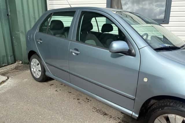 Škoda Fabia (2004) thumbnail 3