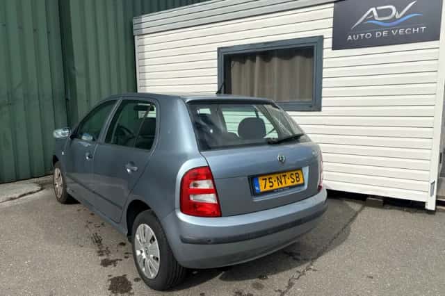 Škoda Fabia (2004) thumbnail 5