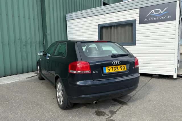 Audi A3 (2006) thumbnail 5
