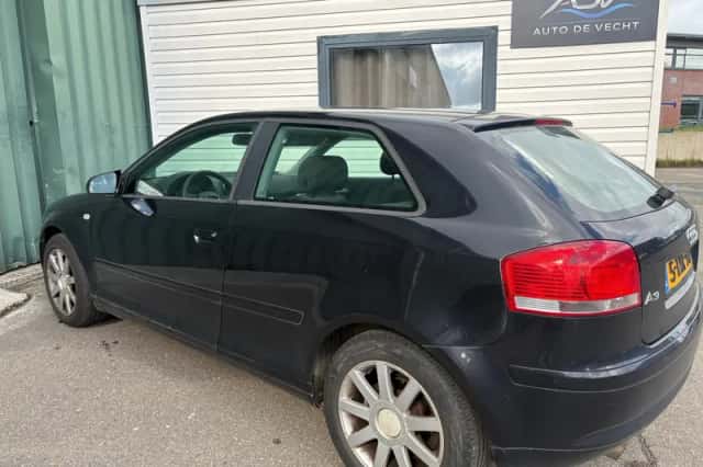 Audi A3 (2006) thumbnail 6