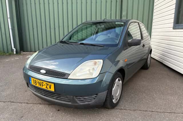 Ford Fiesta (2003) thumbnail 3