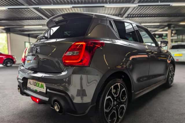 Suzuki Swift (2020) thumbnail 6