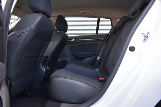 Renault Mégane (2021) thumbnail 6