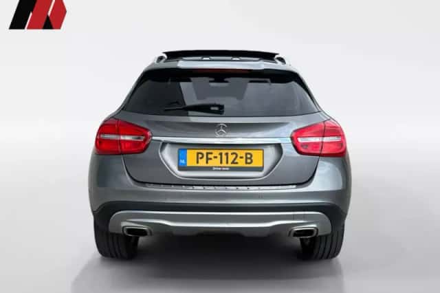 Mercedes-Benz GLA-Klasse (2016) thumbnail 6