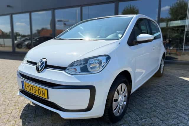 Volkswagen Up! (2021) thumbnail 1