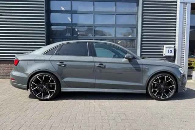 Audi A3 (2020) thumbnail 4
