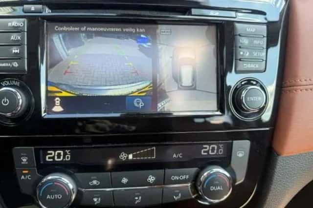 Nissan X-Trail (2018) thumbnail 6