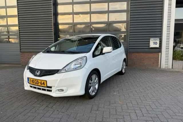 Honda Jazz (2013) thumbnail 1