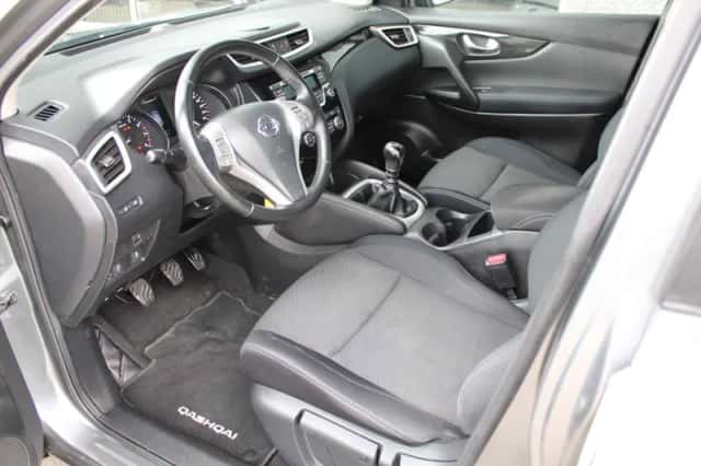 Nissan Qashqai (2015) thumbnail 6