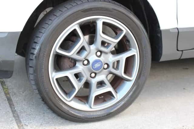 Ford EcoSport (2014) thumbnail 5