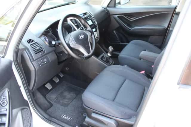 Hyundai ix20 (2011) thumbnail 6