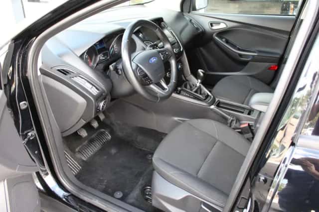 Ford Focus (2016) thumbnail 6