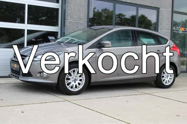 Ford Focus (2012) thumbnail 1