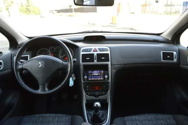 Peugeot 307 (2003) thumbnail 5