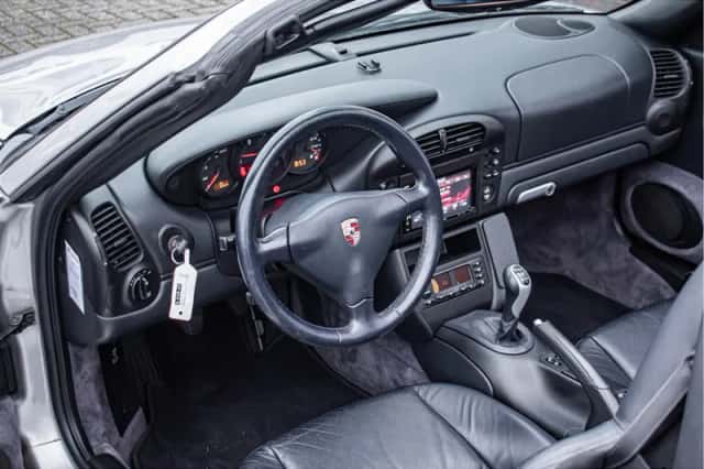 Porsche Boxster (2004) thumbnail 2