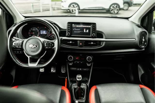 Kia Picanto (2020) thumbnail 2