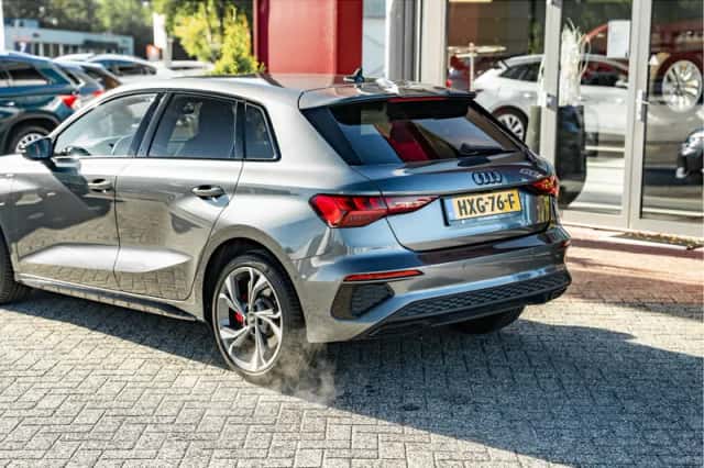 Audi A3 (2023) thumbnail 3