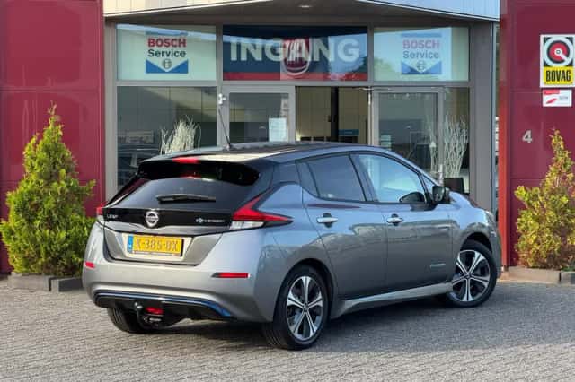 Nissan Leaf (2019) thumbnail 3