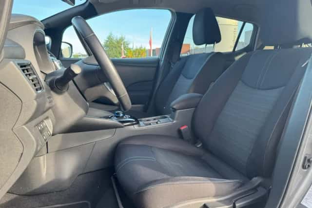 Nissan Leaf (2019) thumbnail 5